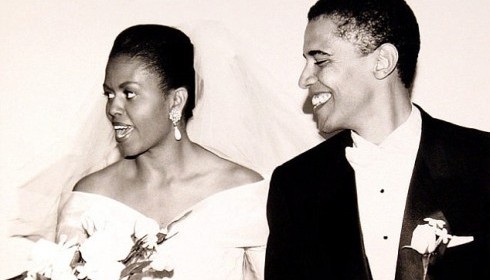 Tổng thống Obama và vợ hạnh phúc 